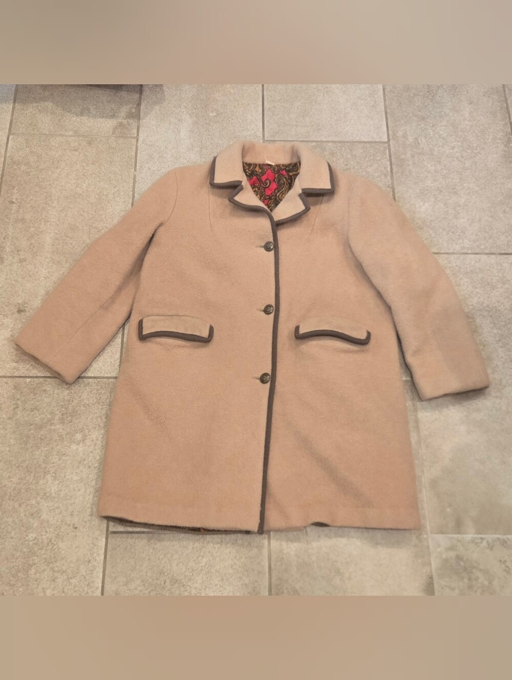 Vintage 1960s Womens Wool Coat GREAT SIX Minneapolis Tan Brown Trim